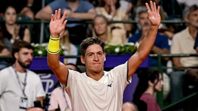 Sebastián Báez sumó un gran triunfo y está en tercera ronda de Indian Wells