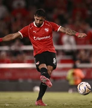 Independiente empató 4-4 con Unión en un partido inolvidable
