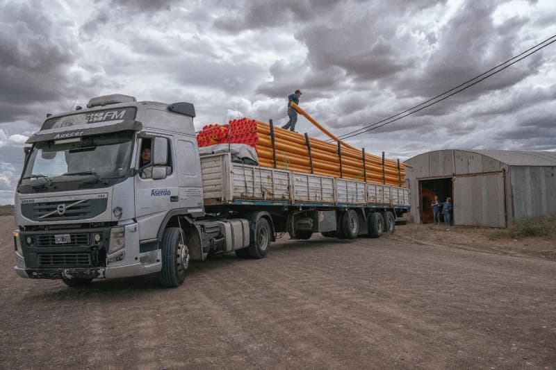 Llegaron los materiales para empezar con la red de gas en las Áreas 12 y 13