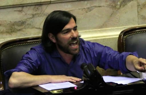 Nicolás del Caño cruzó al Gobierno por los vuelos de Adorni: "Tiene que dar explicaciones"