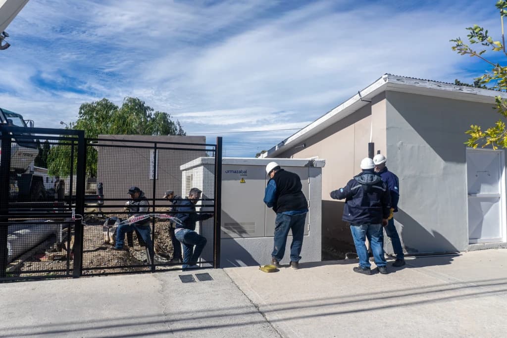 La Cooperativa colocó una nueva subestación para fortalecer el suministro eléctrico del Hospital