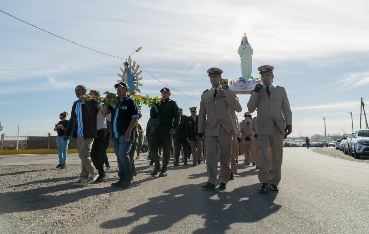 Rawson recibe la llegada de la Virgen Malvinera