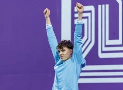 Argentina brilló en natación: Ulises Saravia conquista el oro en 100 metros espalda