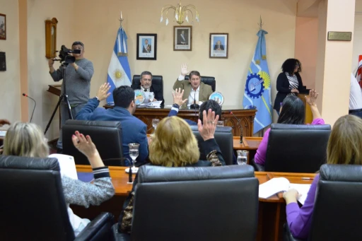 El Concejo Deliberante de Rawson prohibió la circulación de tránsito pesado por el Puente del Poeta