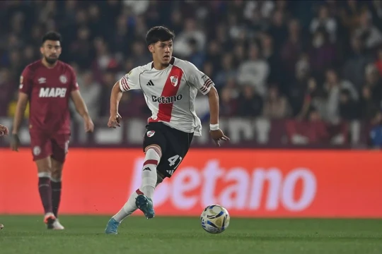 River no pudo pasar del empate ante Lanús