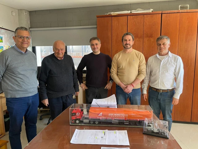 Merino recorrió Moretta S.A., empresa de transporte y logística interesada en invertir en Trelew