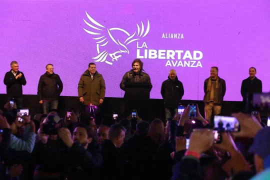 Milei tiene previsto asistir al búnker de campaña el domingo en Gonnet