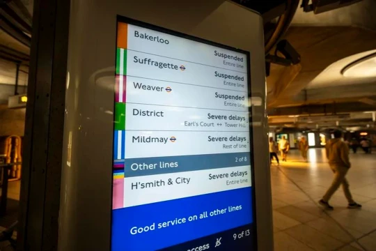 Continúan las huelgas en el metro de Londres y afectan gravemente el tráfico
