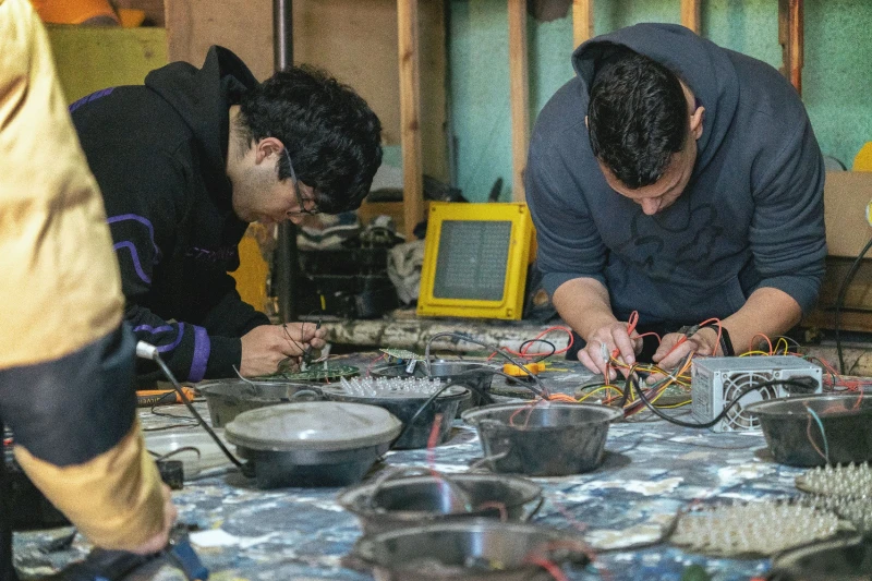Alumnos de la Politécnica realizan prácticas profesionales