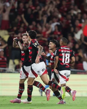 Estudiantes cayó en Brasil ante Flamengo y deberá revertir el marcador en La Plata