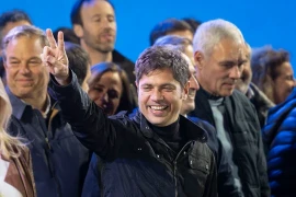 Kicillof convocó a una cumbre en Ensenada con más de 80 intendentes para afinar la estrategia electoral