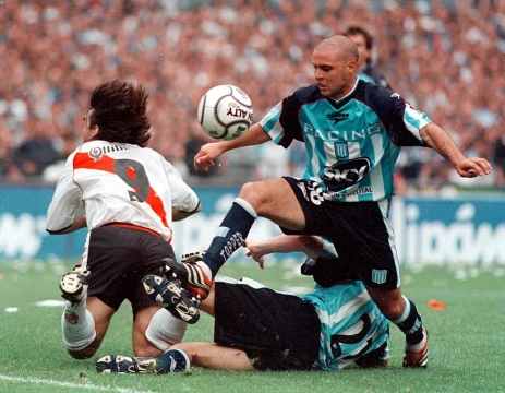 ¿Se ilusiona Racing? El favorable historial de la Academia en Copas frente a River