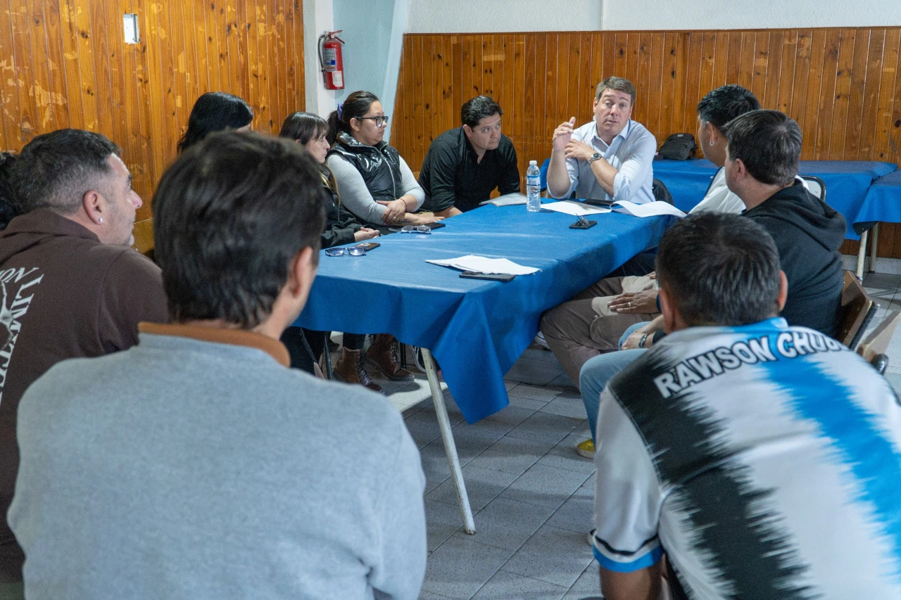 Avanzan las obras de cordón cuneta en el Área 12