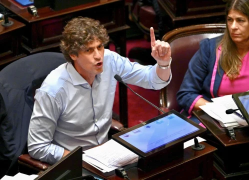 Gobernadores de Provincias Unidas respaldan a Lousteau y Randazzo en acto en Buenos Aires