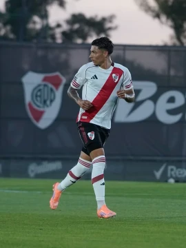 Ruberto volvió a sumar minutos en la Reserva de River luego de ocho meses de lesión