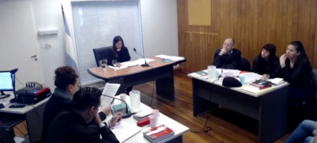 Comenzó el juicio en Chubut contra una mujer que facilitó la fuga de delincuentes en un robo