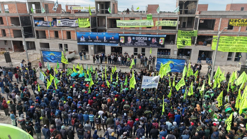 Torres reactivó 204 viviendas en Trelew abandonadas por el Gobierno Nacional