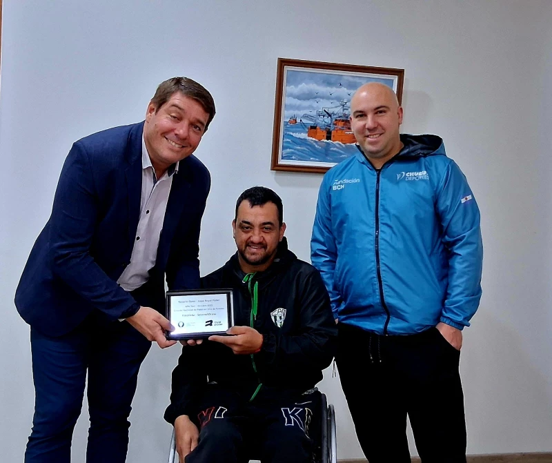 Biss recibió al subcampeón nacional de padel adaptado
