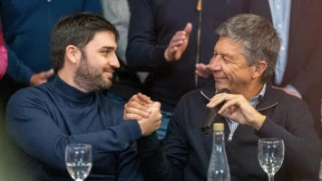 Menna destacó el acompañamiento de la ciudadanía a la quita de fueros, que recibió un apoyo del 65% en las urnas