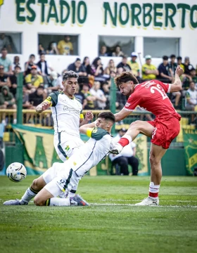 Huracán goleó a Defensa y Justicia en Florencio Varela por el Torneo Clausura