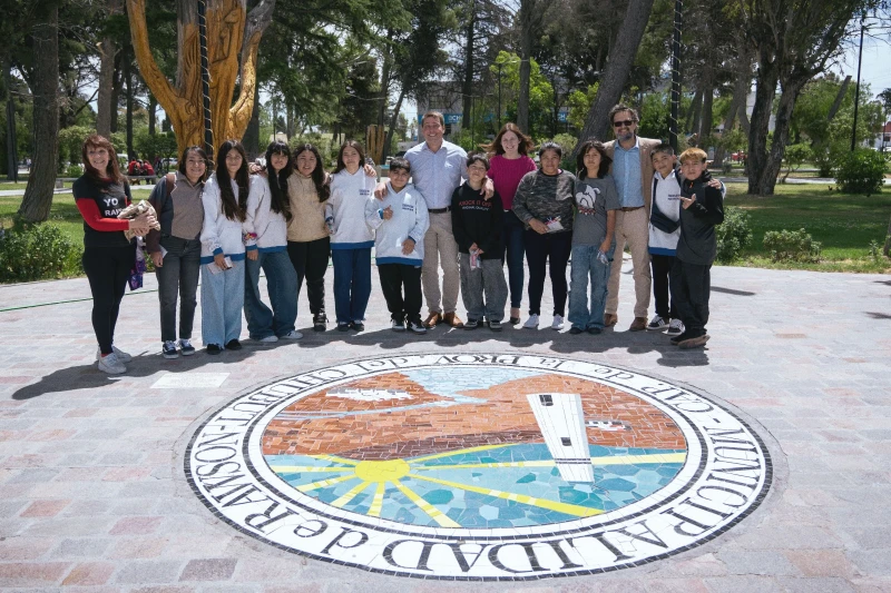 Estudiantes de Paso del Sapo realizaron visita educativa a Rawson