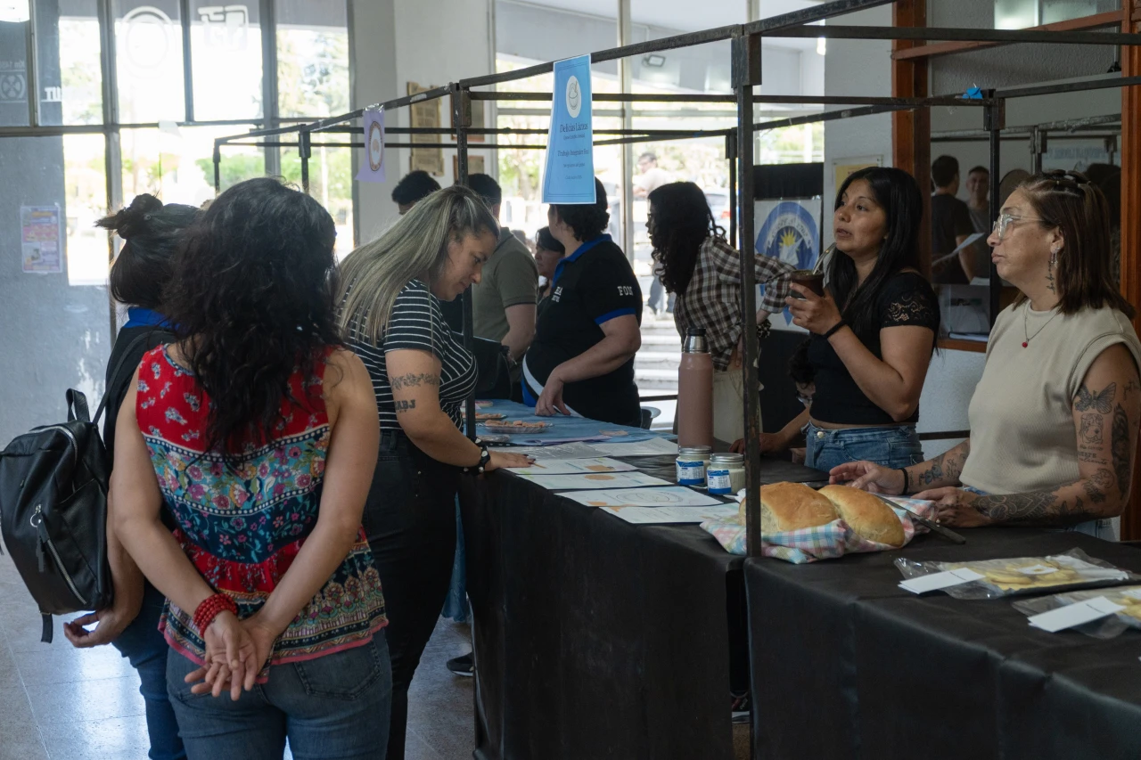 La EMAL hizo su muestra anual