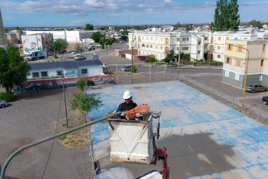 Programa integral de recambio de luminarias en playones deportivos