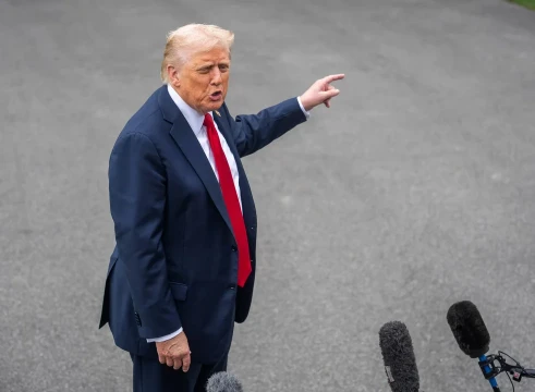 Trump firmó una orden para crear un marco nacional de regulación de la IA