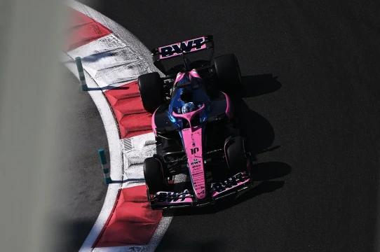 El jefe de Alpine criticó el monoplaza y respaldó a Colapinto