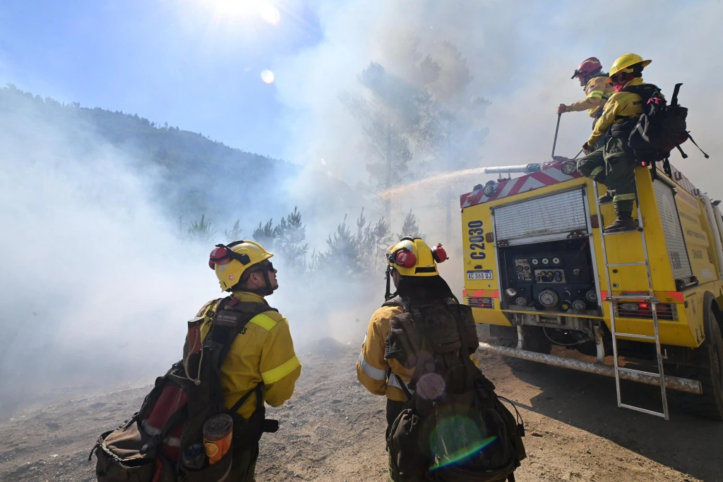 Torres estuvo presente en el dantesco incendio de Puerto Patriada