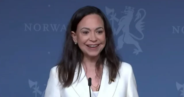 El papa León XIV recibió a María Corina Machado