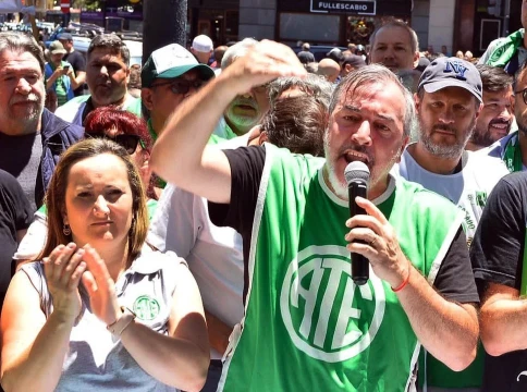 “Es el artífice de una pesadilla económica”