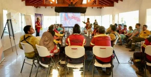 Comarca Andina: Autoridades evaluaron avances del operativo ante la reactivación de focos ígneos