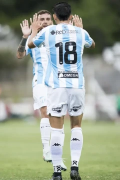 Atlético Tucumán le ganó a Progreso por 2-1 en la Serie Río de la Plata