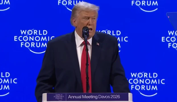 Trump descartó recurrir a la fuerza en Groenlandia, pero lanzó una advertencia a Europa