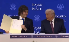 Javier Milei participó de la firma del Consejo de la Paz creado por Donald Trump