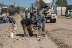 Avanza la obra de Cordones Cuneta en el Área 12