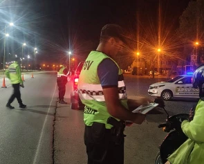 Provincia controló más de 8.800 vehículos y retiró de la vía pública a 56 conductores durante el fin de semana largo