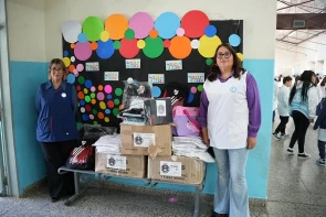 El Gobierno Provincial fortalece el Programa “Aprender en Igualdad” con la entrega de kits escolares en Comodoro Rivadavia y comunas rurales