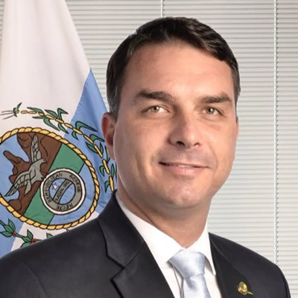 Flávio Bolsonaro falla en su intento para registrar candidatura presidencial de Brasil