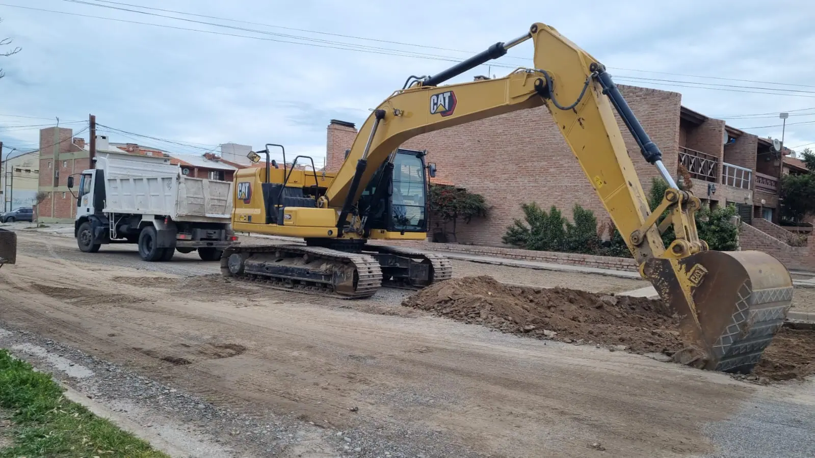 Continúan las obras de pavimentación en Playa Unión