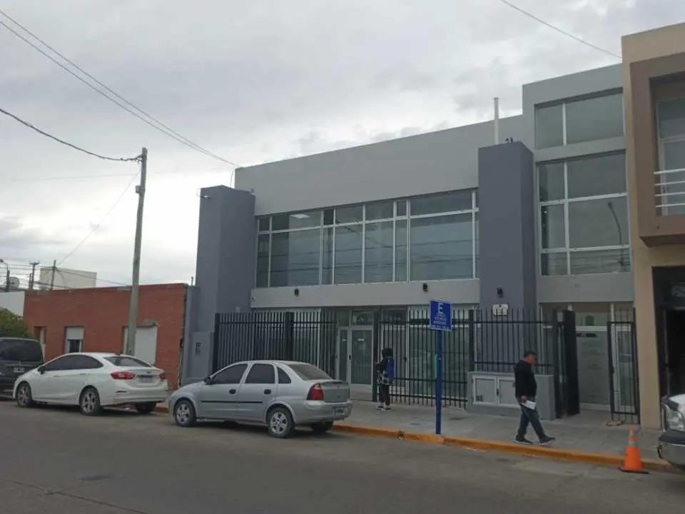 Condenaron a un hombre por herir con un cuchillo a una mujer y a su hermano en Rawson