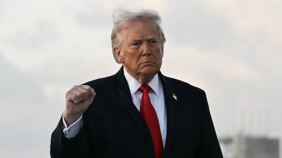 Cámara de Representantes votó a favor de limitar poderes de guerra de Trump