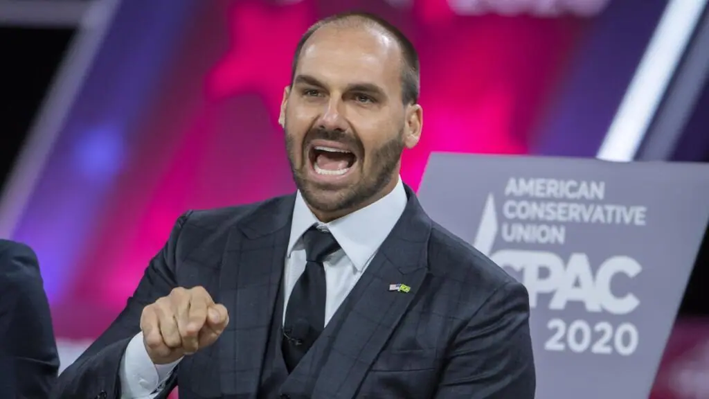 Condenan a Eduardo Bolsonaro a 4 años de prisión por presionar a EE.UU.