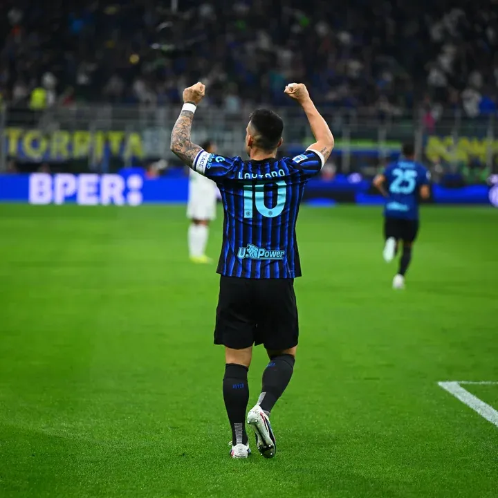 El Inter goleó a la Roma por 5-2 y se asienta en la punta de la Serie A