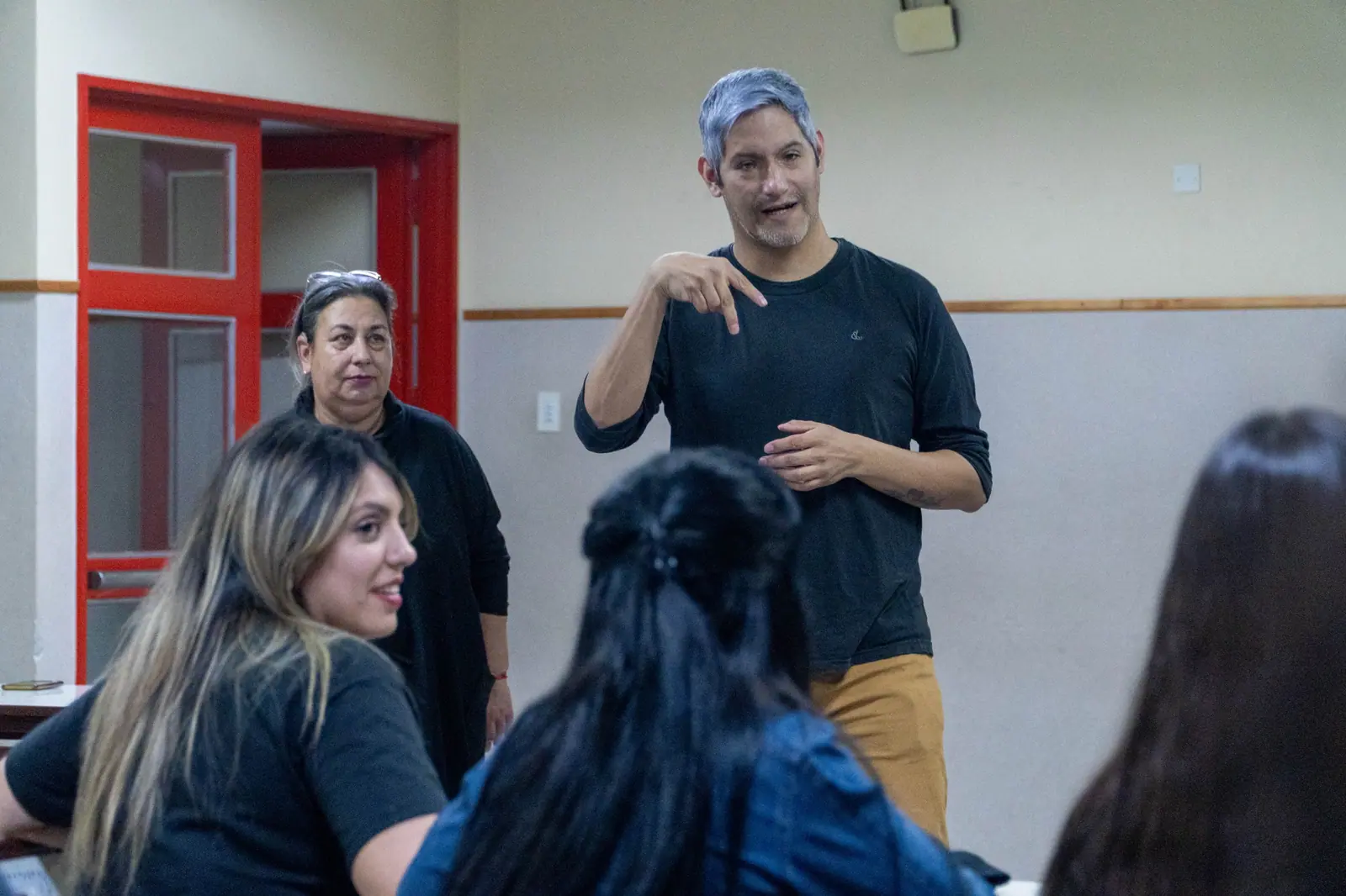 Comenzó el curso de lenguaje de señas en Rawson