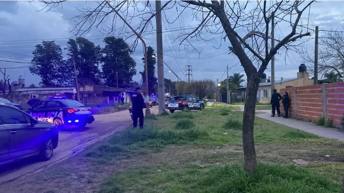 Se atrincheró con los hijos de su mujer en San Vicente y fue detenido
