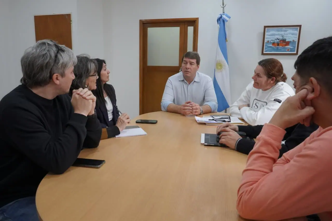 Biss se reunió con representantes de los trabajadores del IPV