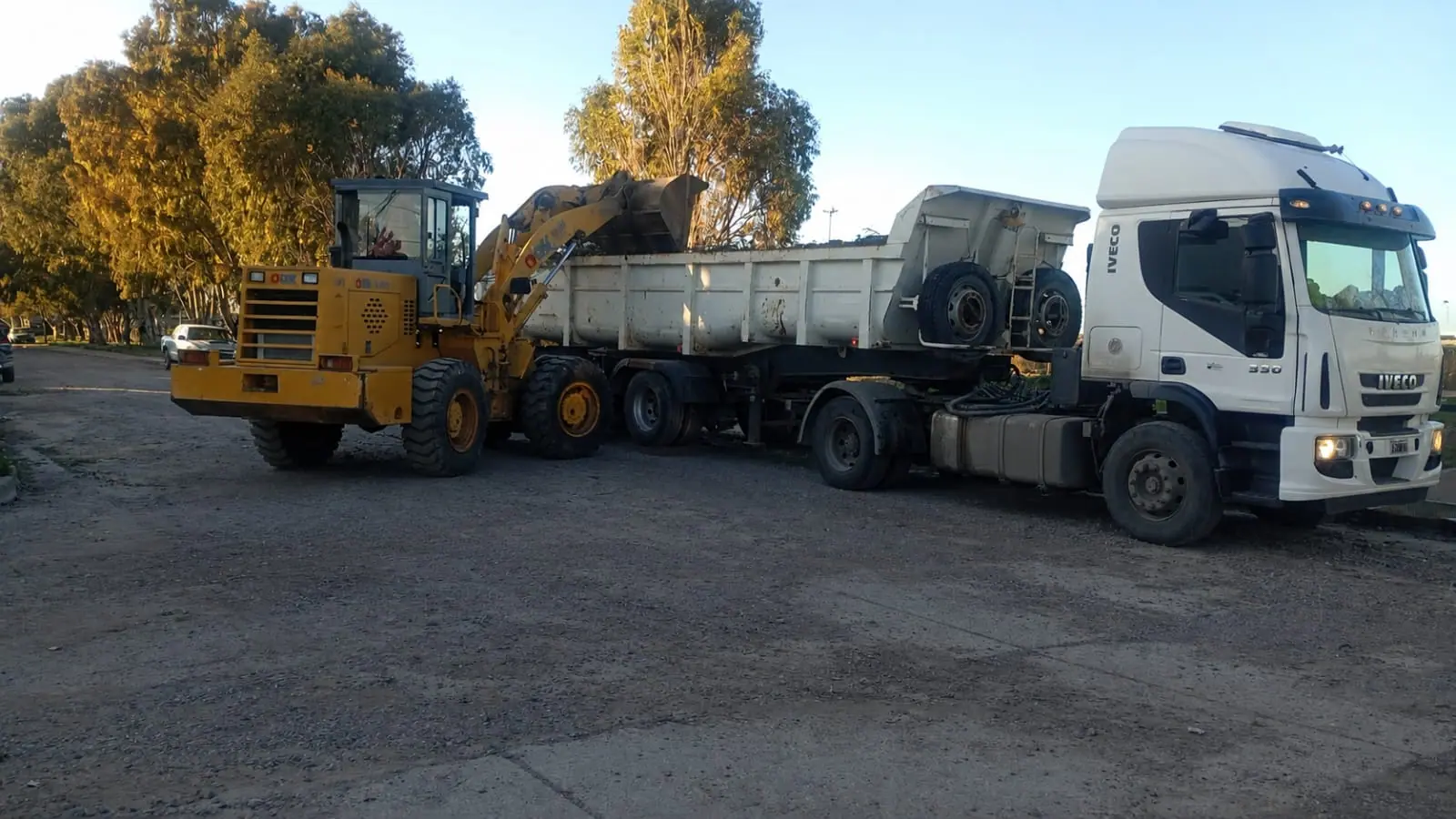 La Municipalidad de Rawson realizó trabajos de Saneamiento en el Río Chubut