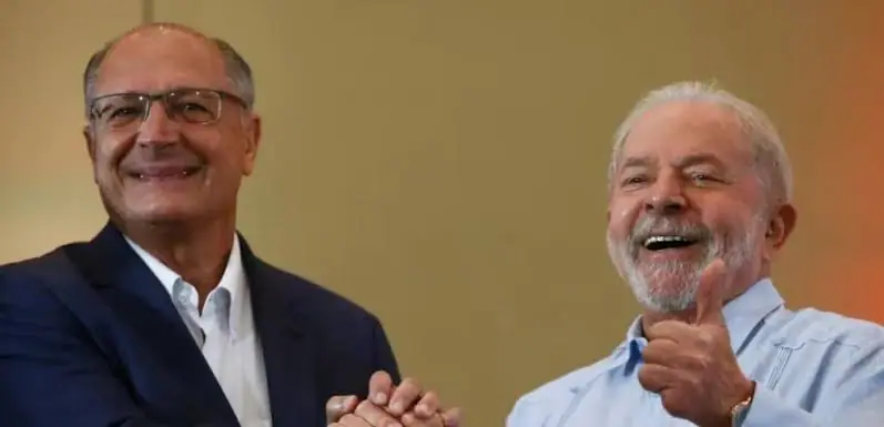 El vicepresidente de Brasil cuestionó a Milei y dijo que sus ataques "perjudican a la Argentina"